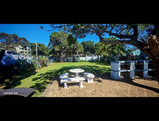 4 BEDROOM APARTMENT FOR SALE IN MARGATE NORTH BEACH
